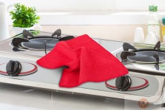 red-small-towel